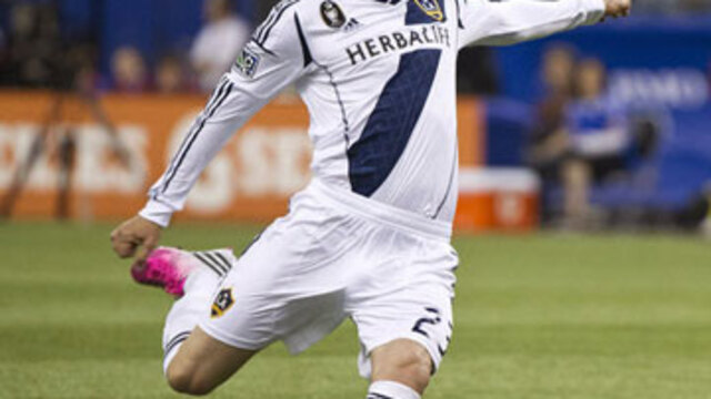 Beckham kornerden attı!