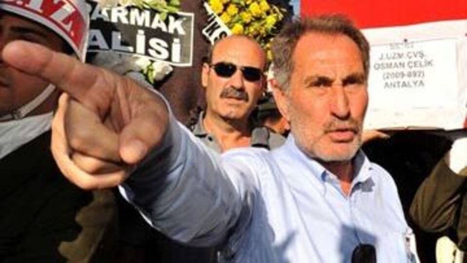 Bakan Günay'dan askeri bandoya 'sus' emri!