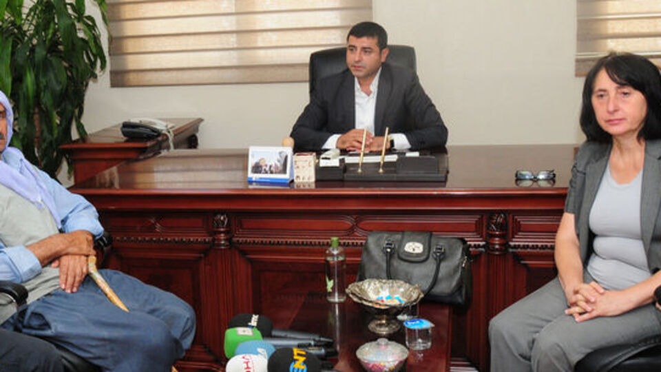 Demirtaş: Devlet gençleri zorla...