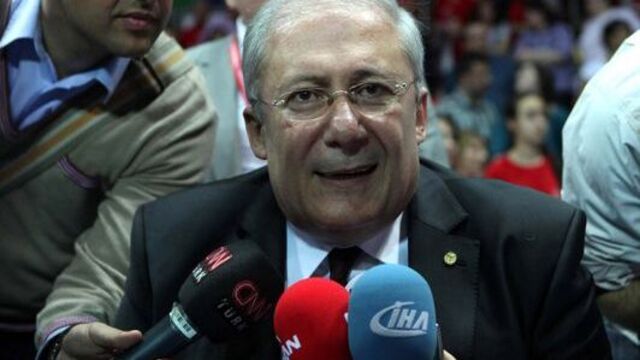 "Kızlarımı tebrik ediyorum"