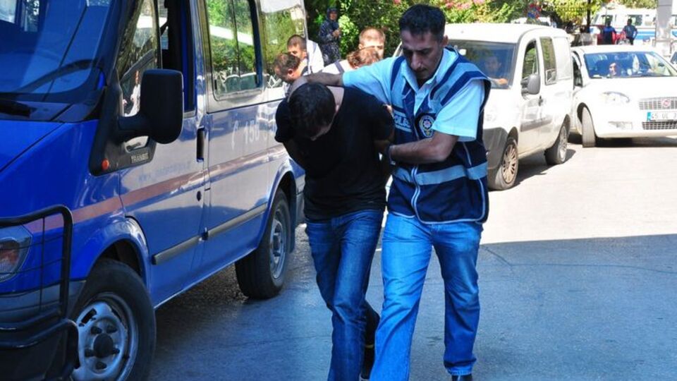 İşadamı aşk çetesinin ağına düştü