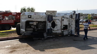 Panzer devrildi: 2 polis yaralı