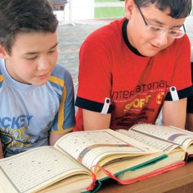 Sınıfta koro halinde Kur'an okunacak