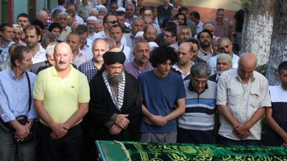 Mirzabeyoğlu'nun babası toprağa verildi