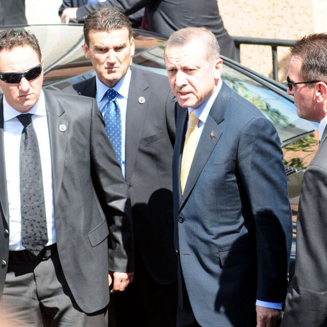 Başbakan Erdoğan, nikah şahidi oldu