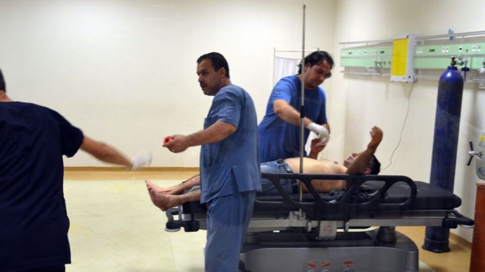 Teröristler polise ateş açtı