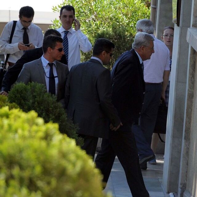 Tolon ilk kez 'Zirve'de