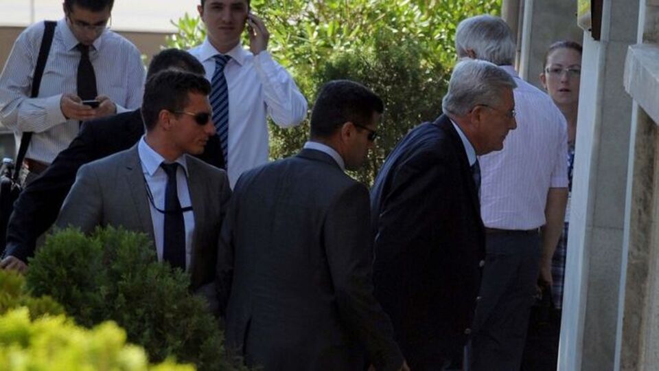 Tolon ilk kez 'Zirve'de