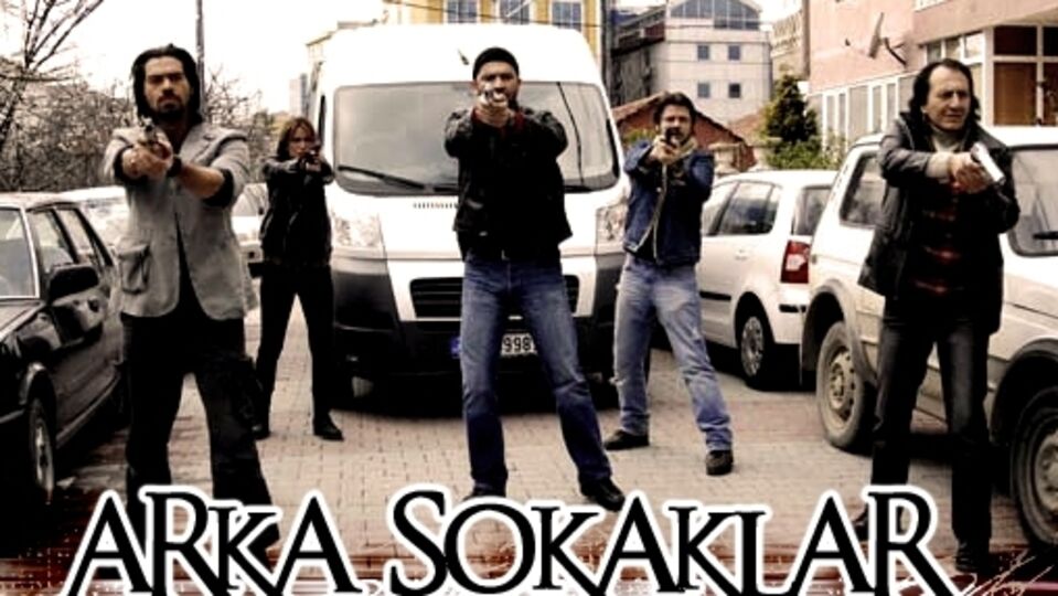 Arka Sokaklar başlıyor!