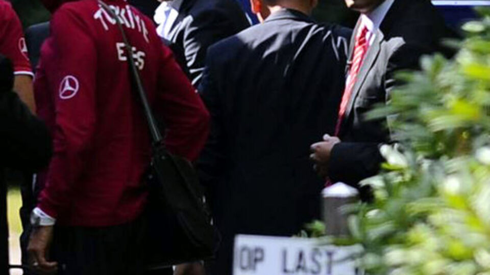 Milliler Hollanda'da!