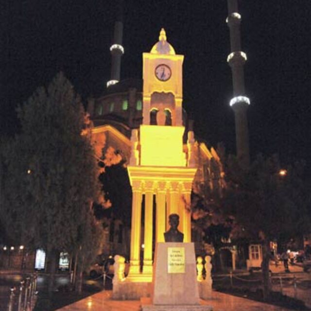 İstanbul'da saat kulesi!