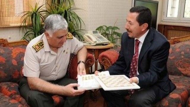 Otoriteler o hediyeyi tartıştı