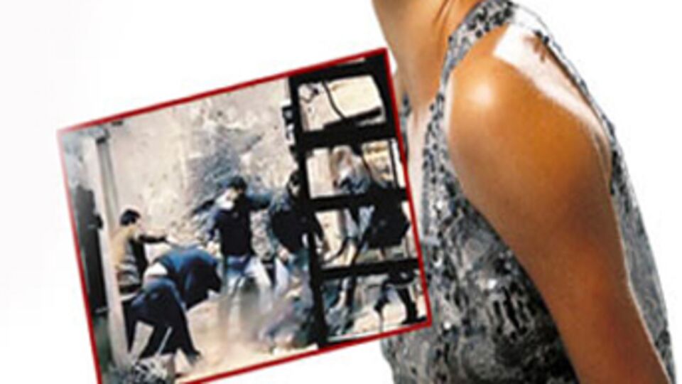 Beren Saat sinema filminde dayak yedi!