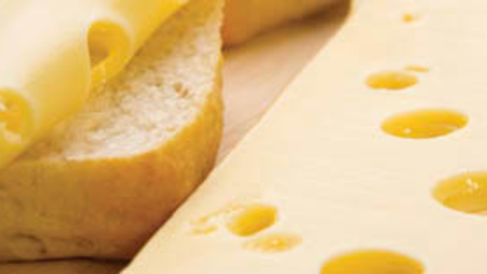 Şişmiş kaşarda öldüren tehlike!