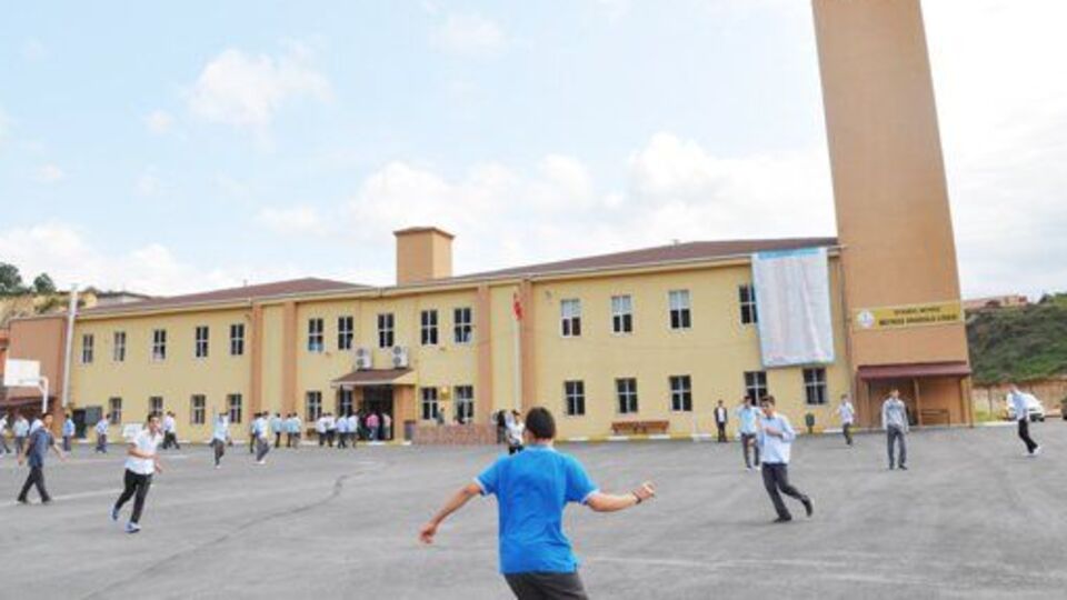 "Siz çıkın İmam Hatip gelecek"