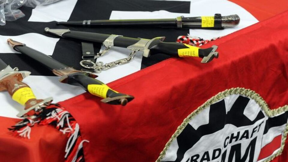 Neonazilerin fişleme merkezi açıldı