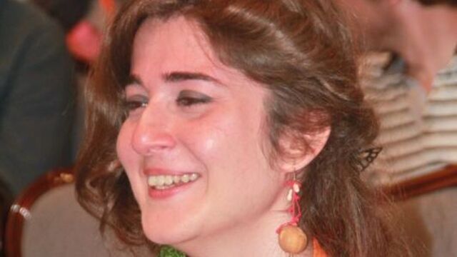 İlk ödül ağlattı!