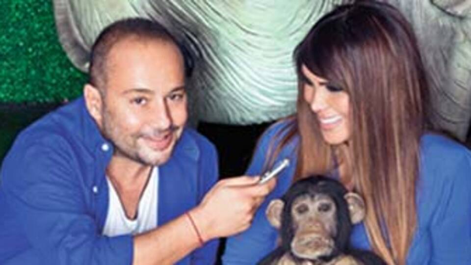 'Çok güzel bir yüzüm var bakmaya doyamıyorum'