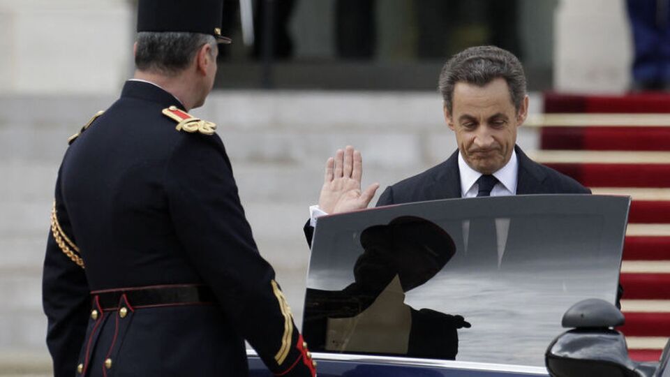 Sarkozy'nin koltuğu için yarış başladı