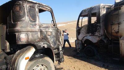 PKK'lılar Tunceli'de araç yaktı