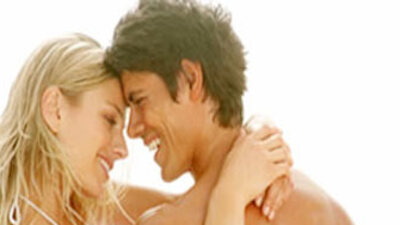 Sevgilinizin ayaklarını yerden kesin!