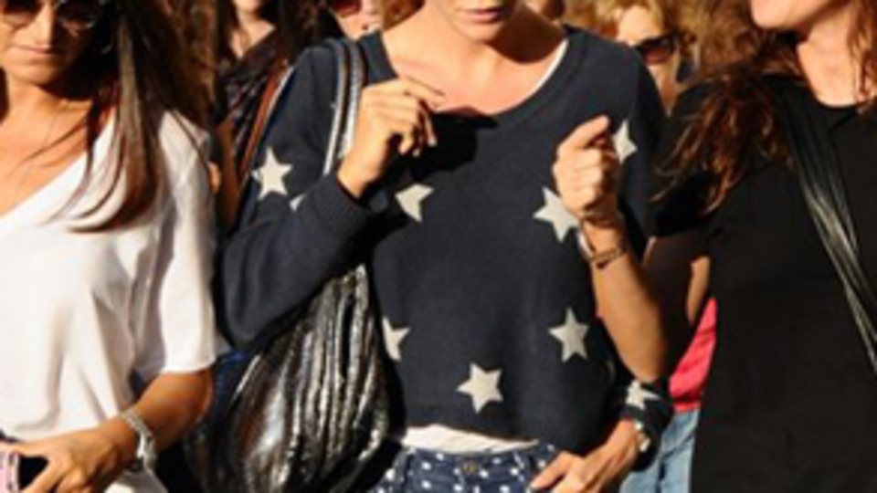 Ivana'dan Şansal'a gönderme!