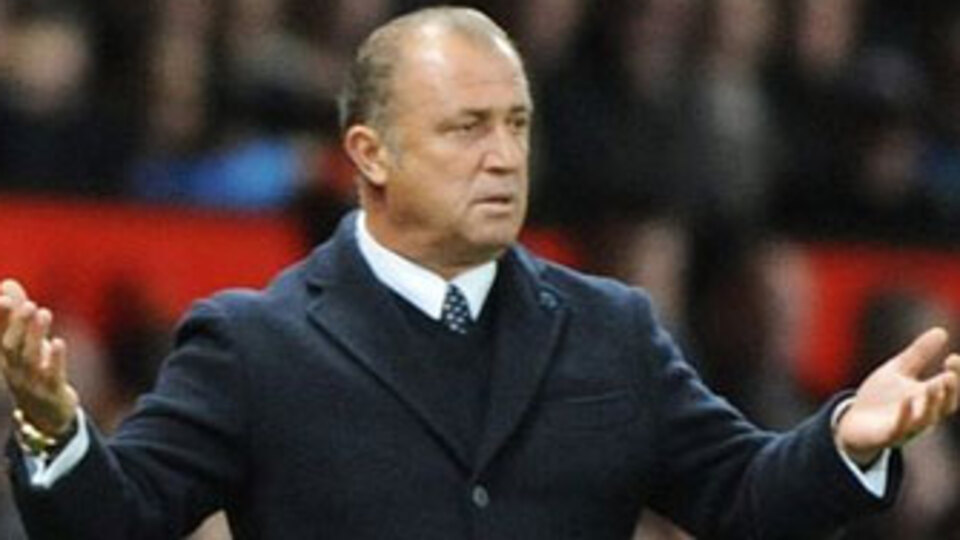 Terim'den şok karar!