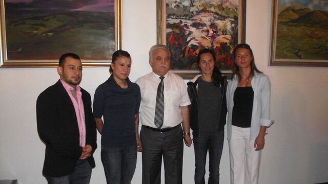 Milli sporculara plaket verildi