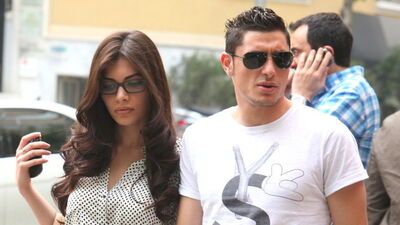 Ceren Hindistan'a sevgilisinden şok hareket