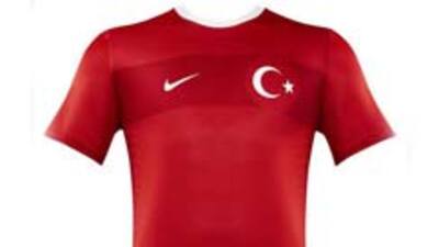 Milli takım formaları satışta