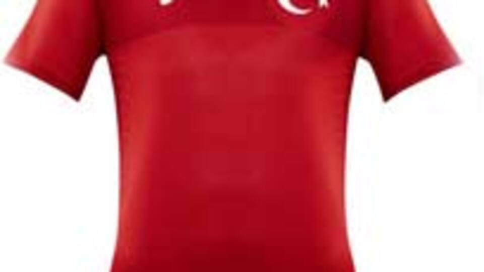 Milli takım formaları satışta