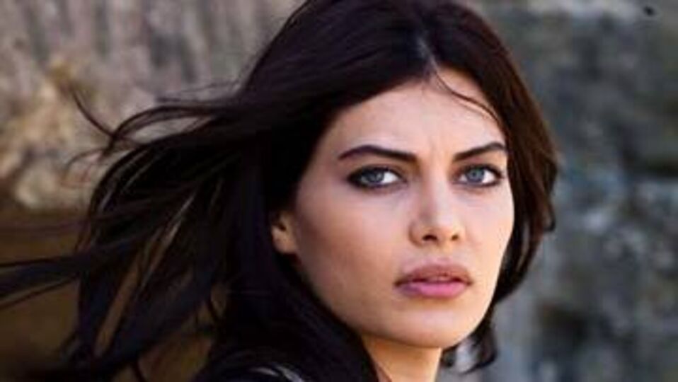 Yerli Ornella Muti!
