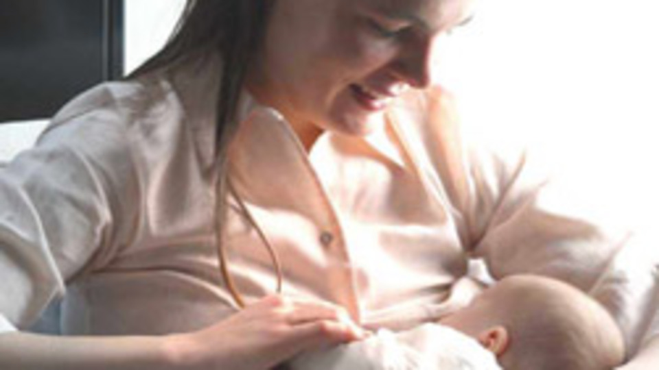 İşte emzirmenin anneye faydaları