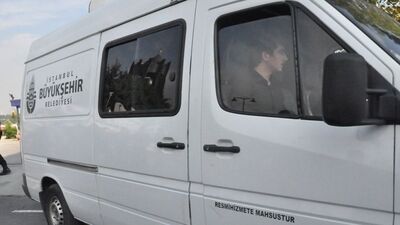 Özal'ın naaşı trafiğe takıldı!