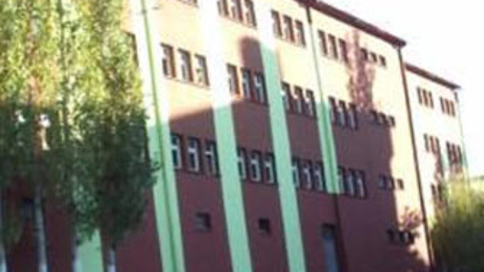 Lisede akılalmaz ölüm!