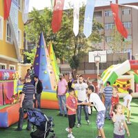 Sokaklar çocukların!