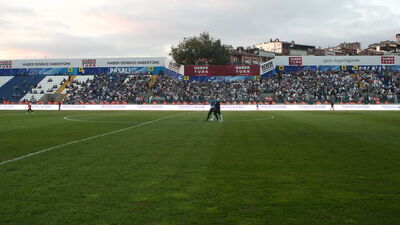 Paşa çimleri yeniledi