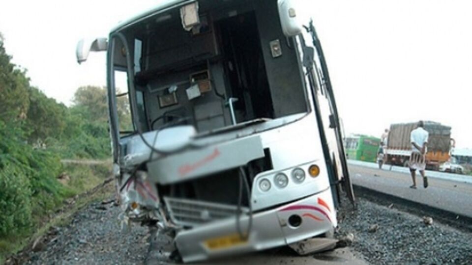Bangladeş'te trafik terörü
