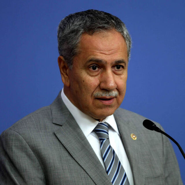 Arınç'tan Recep Güven'e takdir