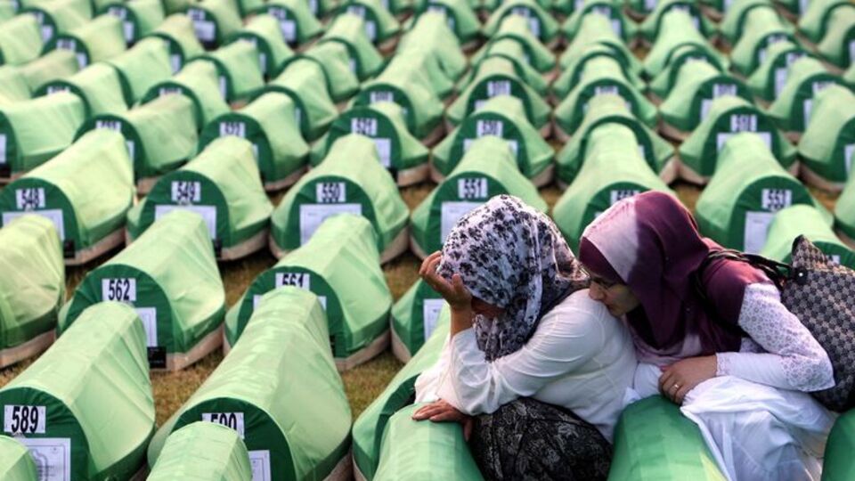 Sırbistan soykırımı inkâr etti