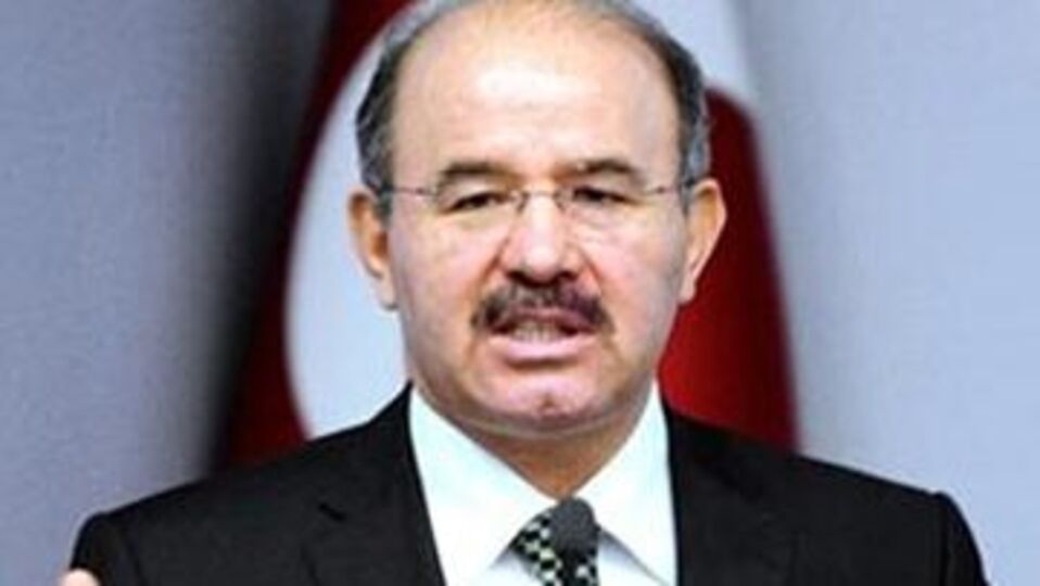 "Çok konuşan bürokrat ofsayta düşer"