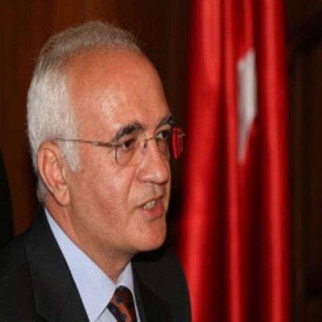 AK Parti'den flaş 18 yaş açıklaması!
