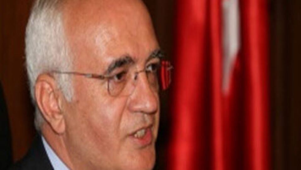 AK Parti'den flaş 18 yaş açıklaması!