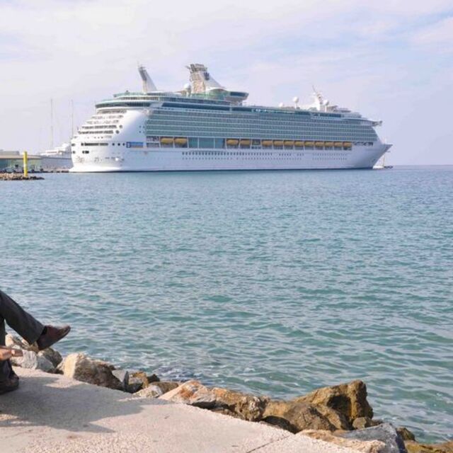 Kuşadası'nda çifte bayram!