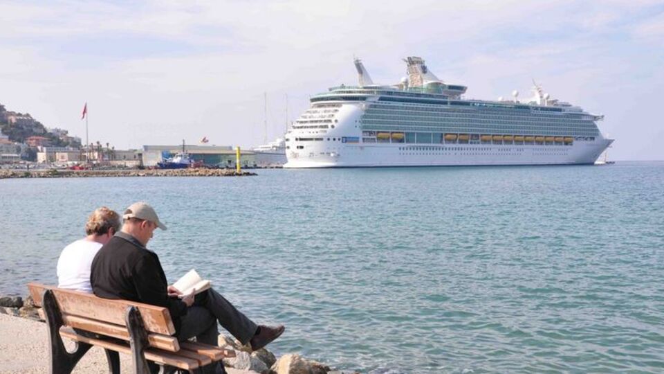 Kuşadası'nda çifte bayram!