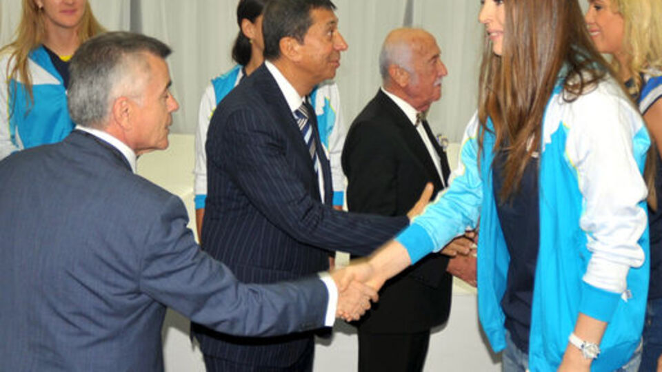 F.Bahçe'de bayramlaşma töreni