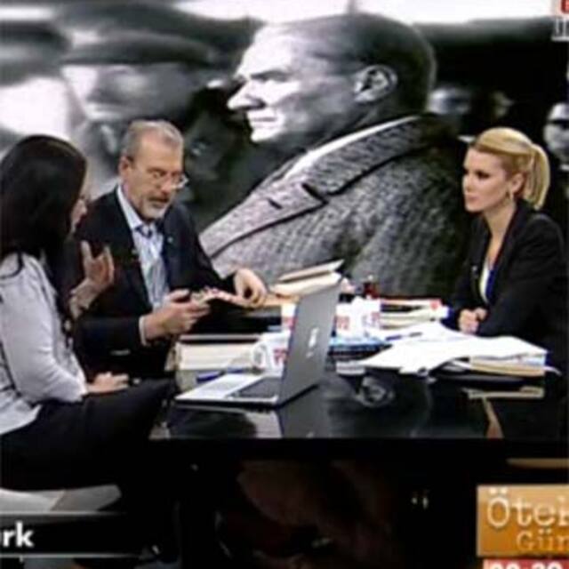 "Atatürk'e ateist diyorsam bu bir iltifattır"