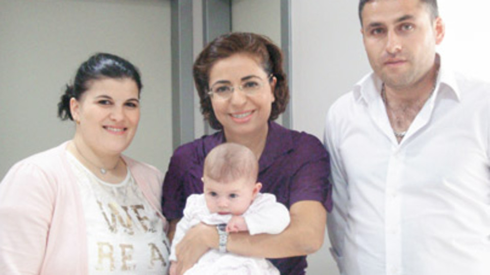 Altın yumurta sayesinde anne oldu