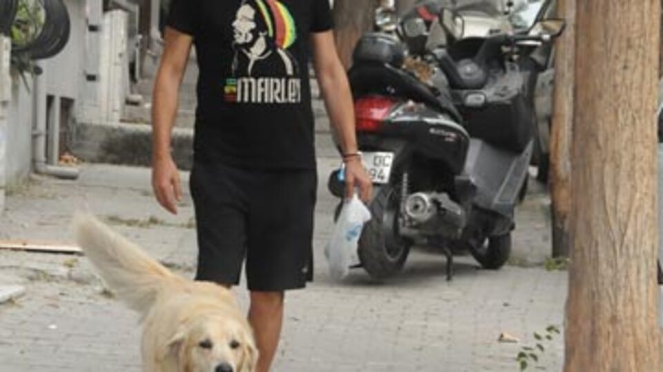 Köpeğinin yaşam koçu oldu