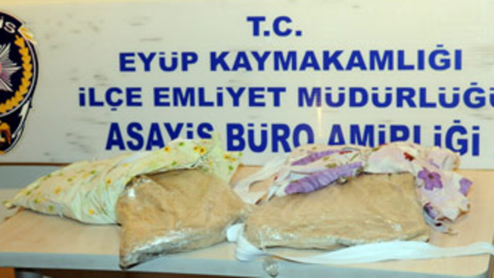 Bunun için uyuşturucu kuryesi olmuş!